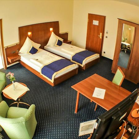Victoria Hotel Минден Екстериор снимка