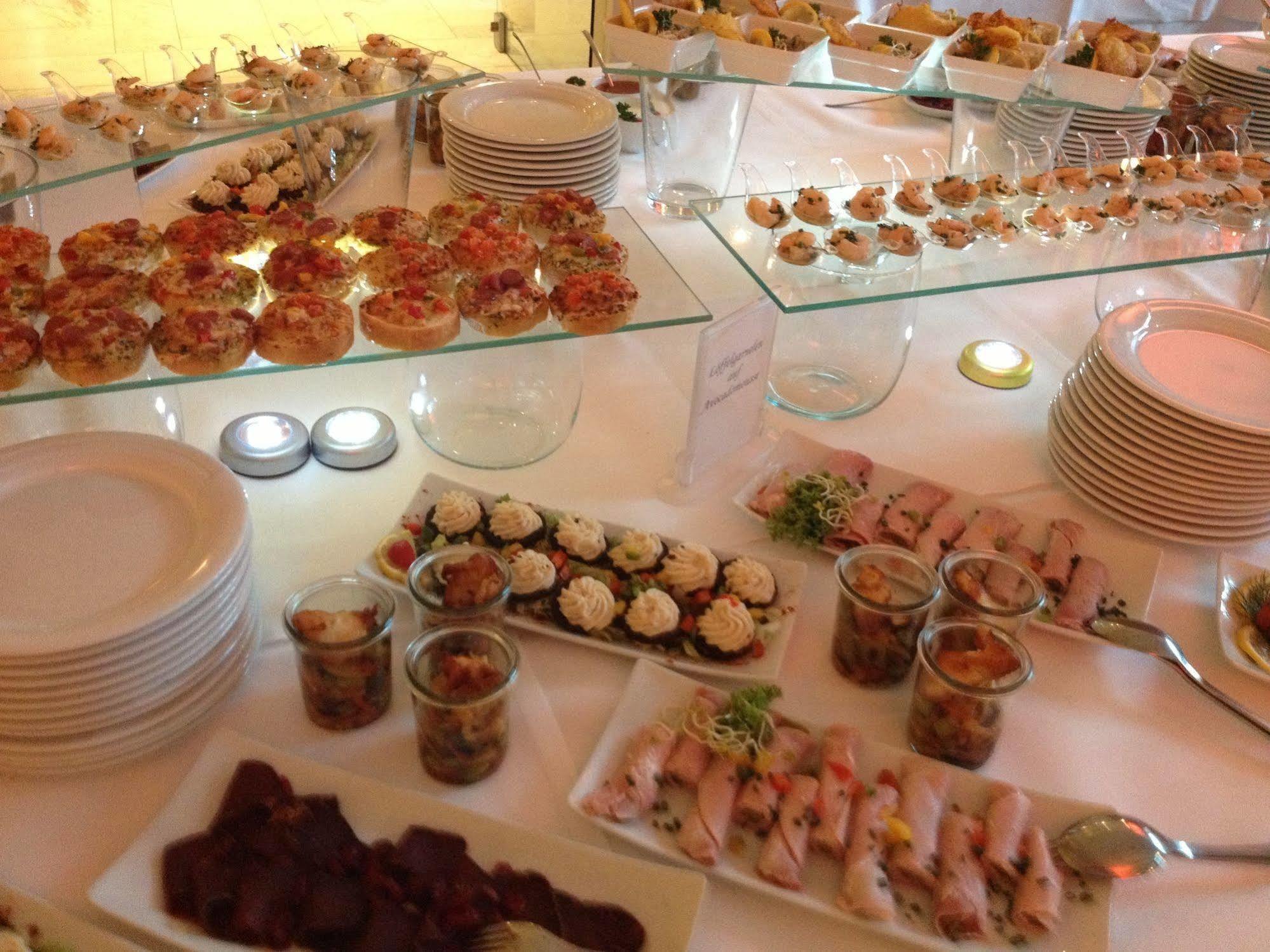 Victoria Hotel Минден Екстериор снимка